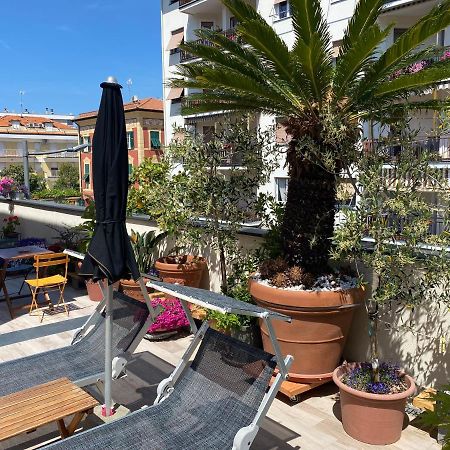 Hotel Calma Di Vento Sestri Levante Exterior foto